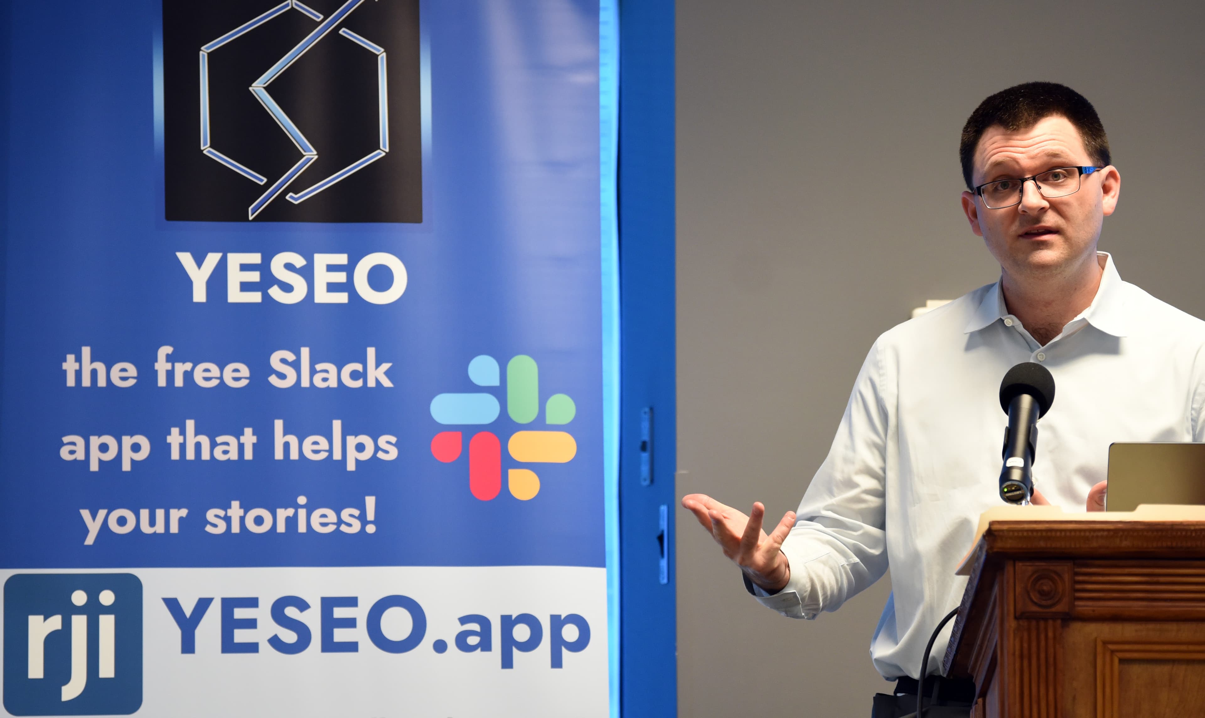 Ryan Restivo at an ONA Atlanta chapter training at WSB-TV in Atlanta, GA